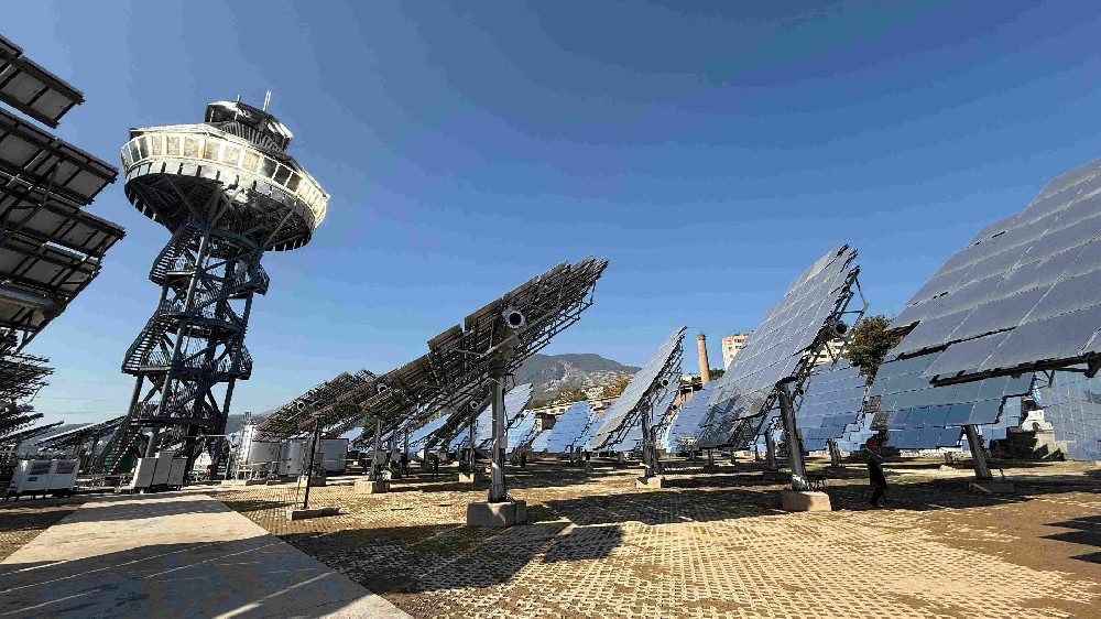 “光”生“氫” “液”儲“運” 攀枝花從“百里鋼城”邁向“東方氫谷”